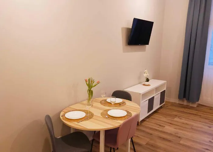 Justinrent 3 Apartment *